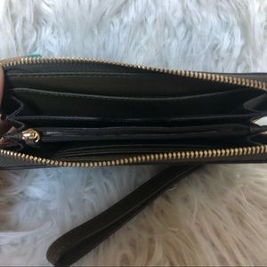 Michael Kors Wallet/Wristlet